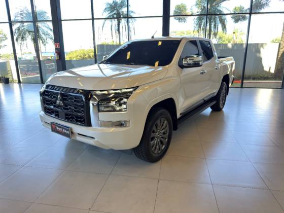 MITSUBISHI L200 TRITON 2.4 16V TURBO DIESEL SPORT HPE CD 4P 4X4 AUTOMÁTICO